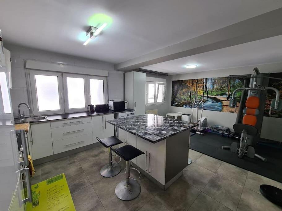 A Un Paso De La Playa, Amplio Apartamento Gijón Dış mekan fotoğraf